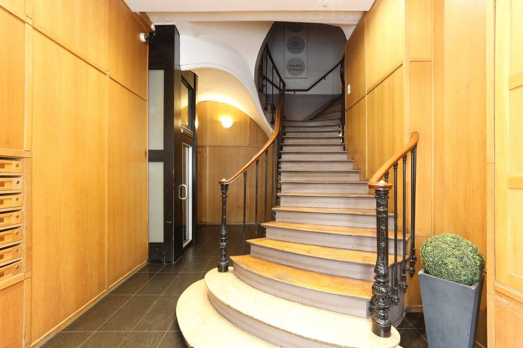 appartement 1 pièce en vente sur Paris  (75001)