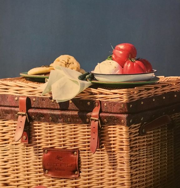 «PASTICCERIA HAUTE- COUTURE» : glamour e liberata dai legacci dei ricordi d'infanzia, oggi elevata a livello artistico.